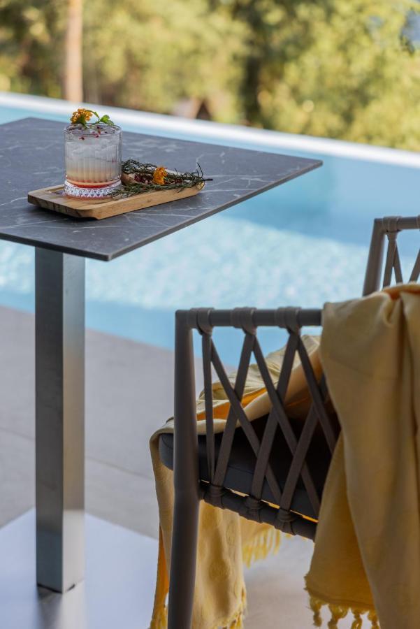 Beyond A Luxury Boutique Hotel Dhërmi Eksteriør bilde